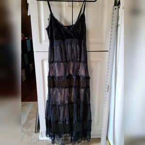 Elegant Black Lacey Dress W/silver Lining